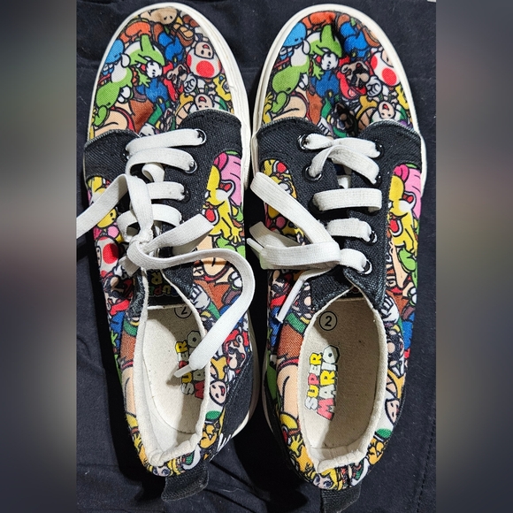 Nintendo Super Mario Flat Shoes Game Over Size 2 Big Kids Ground Up Brand - Picture 1 of 5